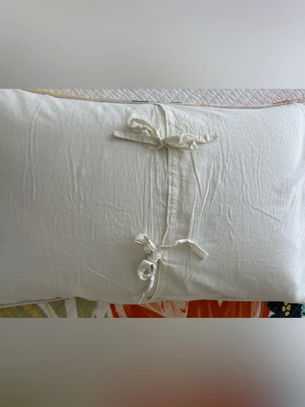 Floral Quilted 4 piece Bedspread set in White with Pink, Yellow & Green
